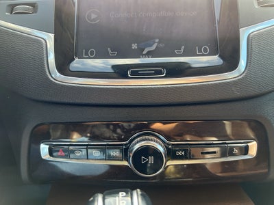 2019 Volvo XC90 Momentum