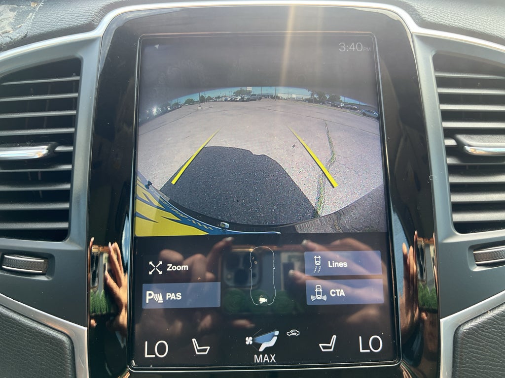 2019 Volvo XC90 Momentum