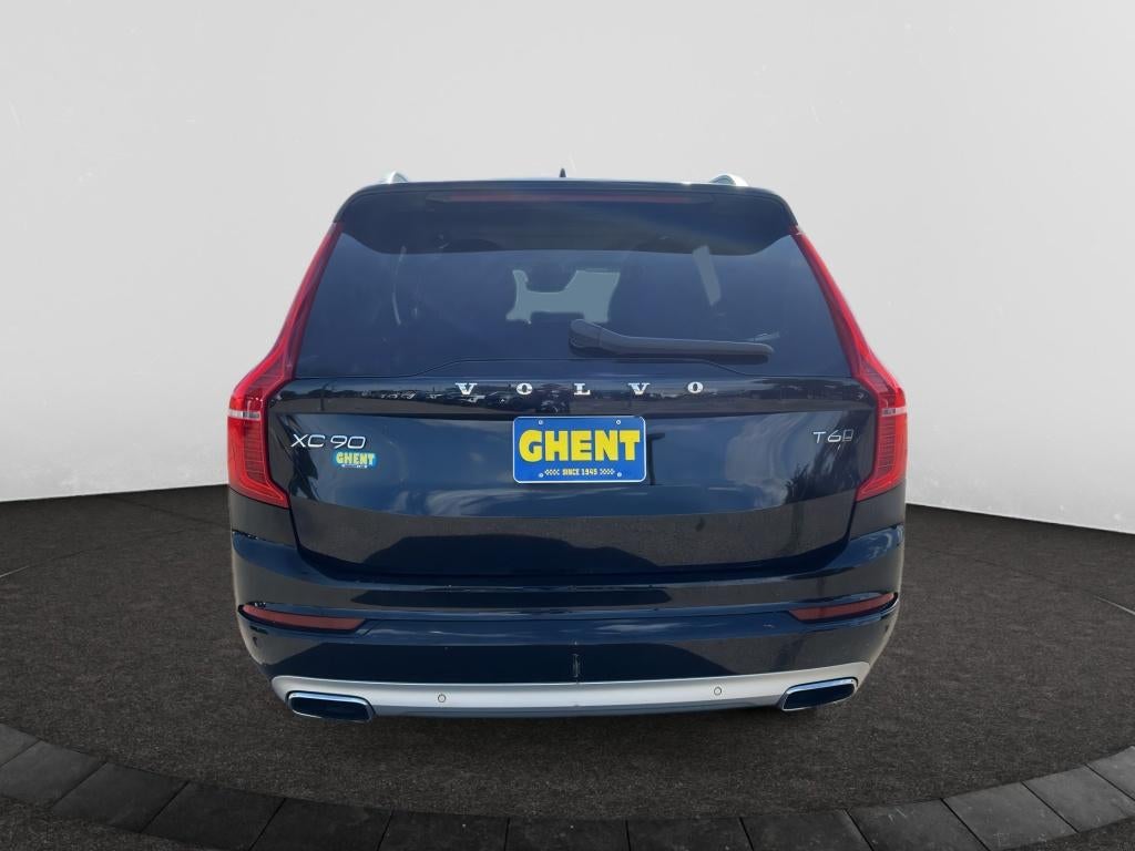 2019 Volvo XC90 Momentum