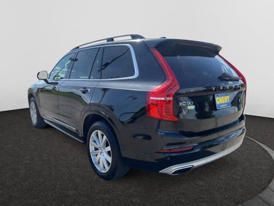 2019 Volvo XC90 Momentum