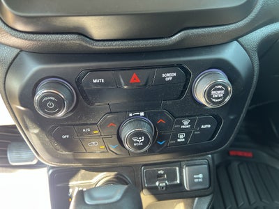 2020 Jeep Renegade Altitude